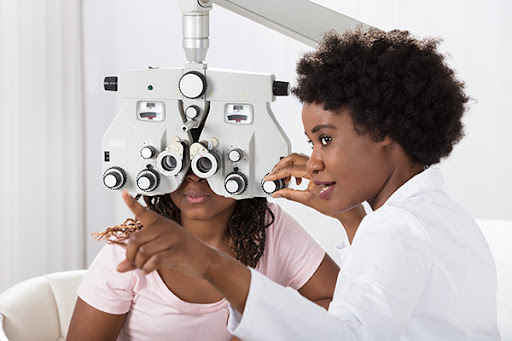 How To Choose An Eye Doctor
